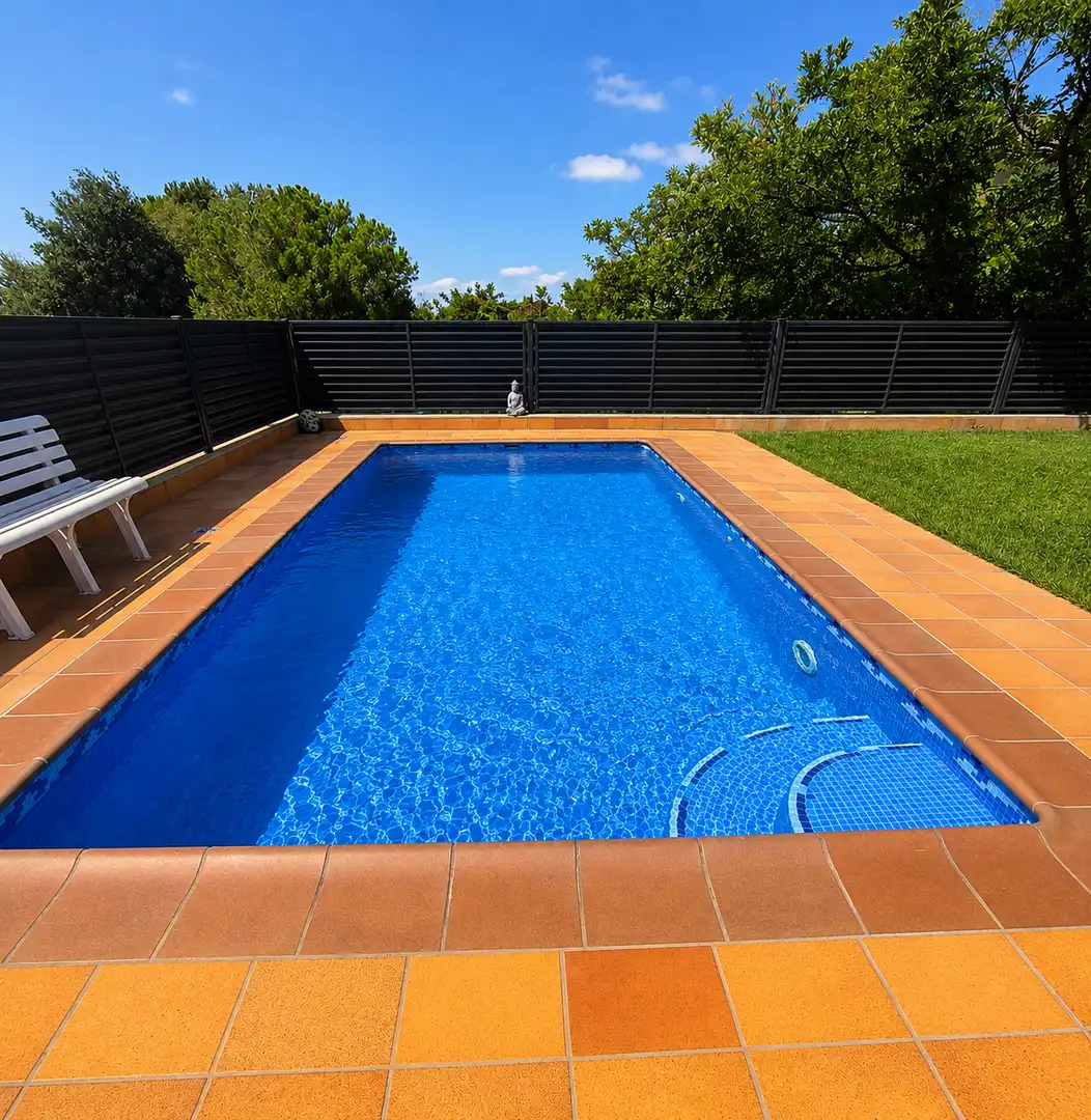 Chalet con piscina en venta en NARCIS MONTURIOL, imagen 3