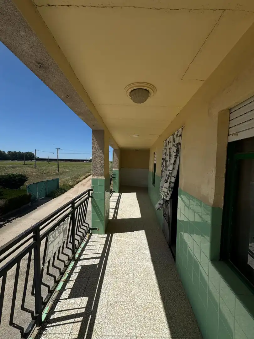 Exterior view of Houses for sale in El Pedroso de la Armuña   with Heating, Terrace and Storage room