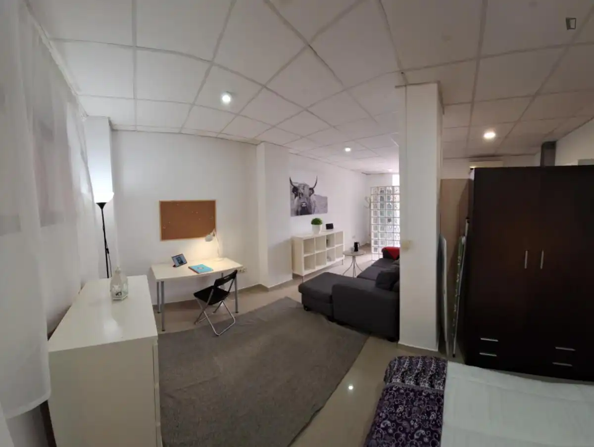 Study for rent in Montequinto, Sevilla