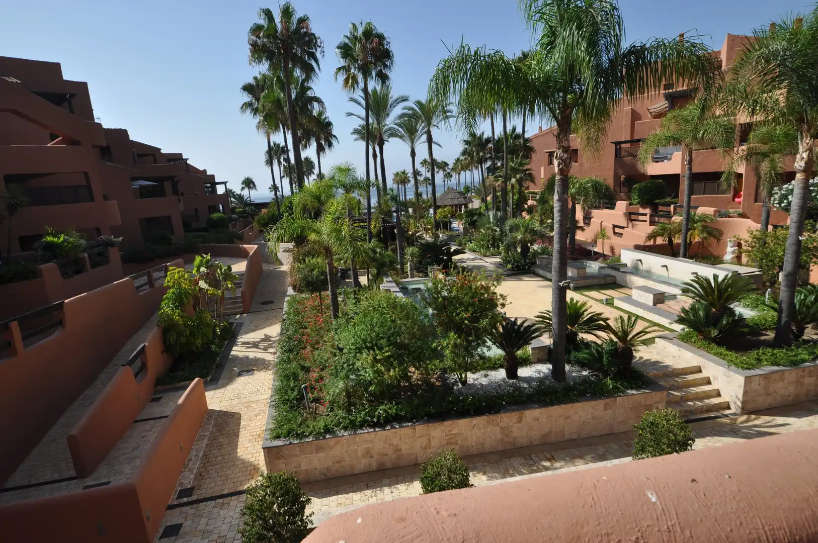 Garden of Attic for sale in Estepona  with Air Conditioner, Heating and Terrace