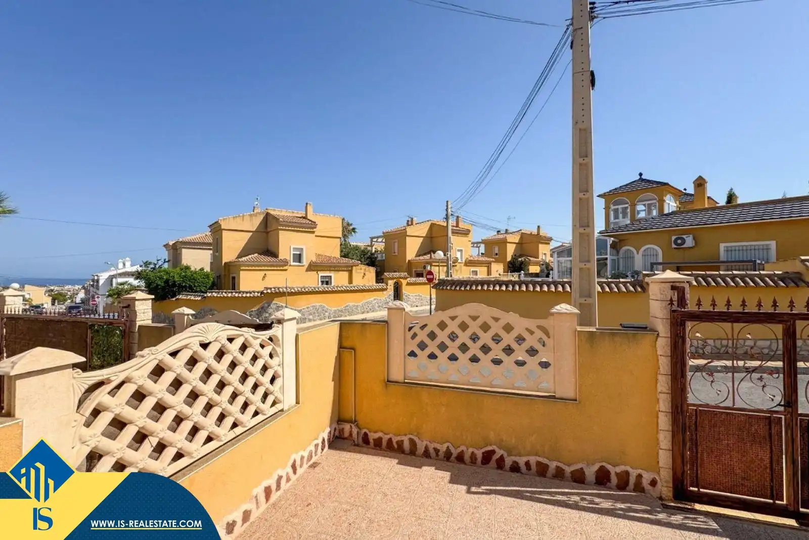 Detached house with garden for sale in Orihuela Costa, imagen 2