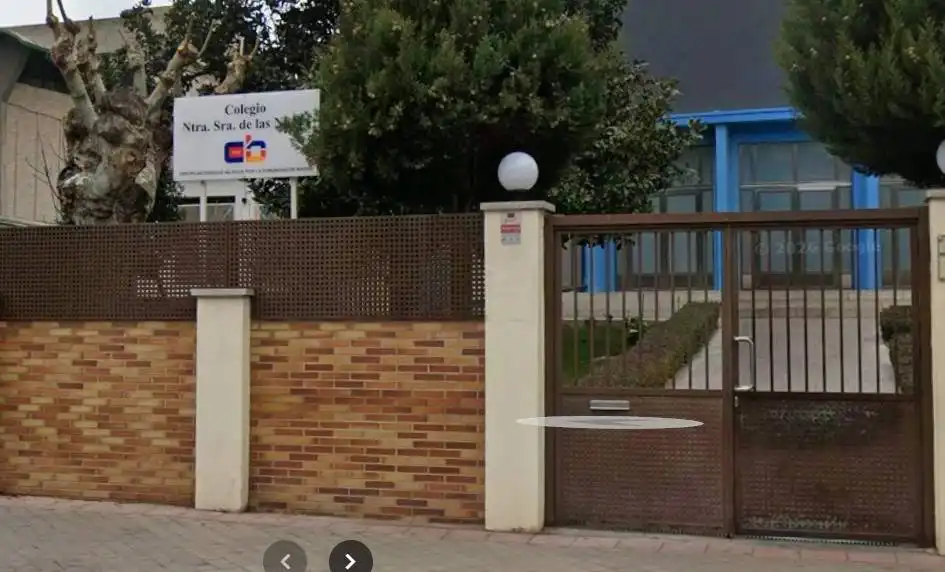 Vista exterior de Pis en venda en Madrid amb Aire condicionat i Calefacció