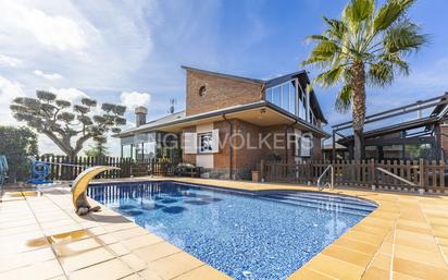 Vista exterior de Casa o xalet en venda en Lliçà de Vall amb Aire condicionat, Calefacció i Jardí privat