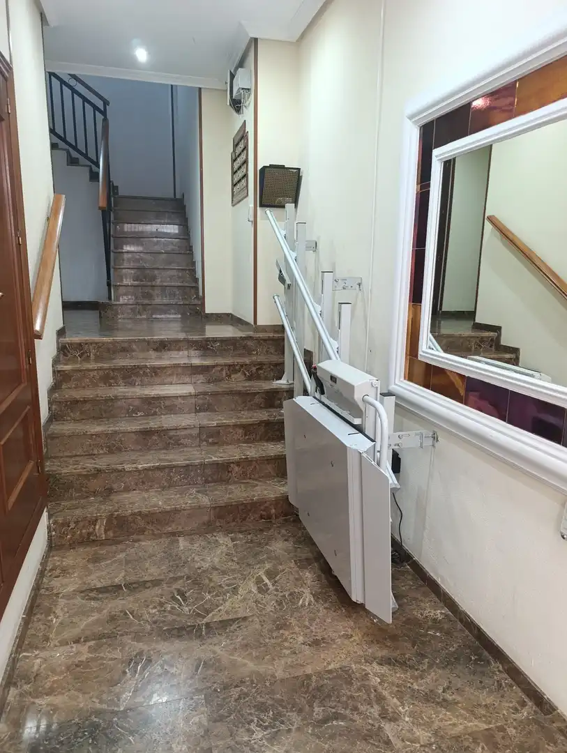 Flat for rent in Linares  with Air Conditioner, Heating and Storage room