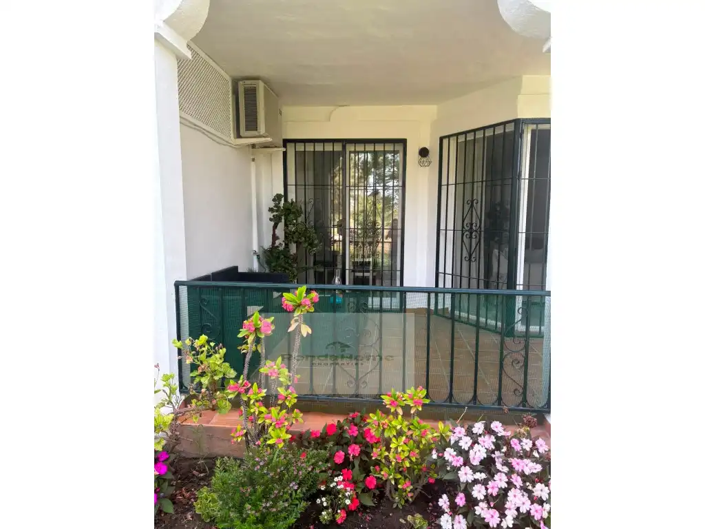 Terrasse von Wohnung zur Miete in Mijas