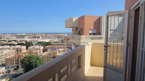 Foto 4 de Piso de alquiler en Oliveros - Altamira, Almería Capital