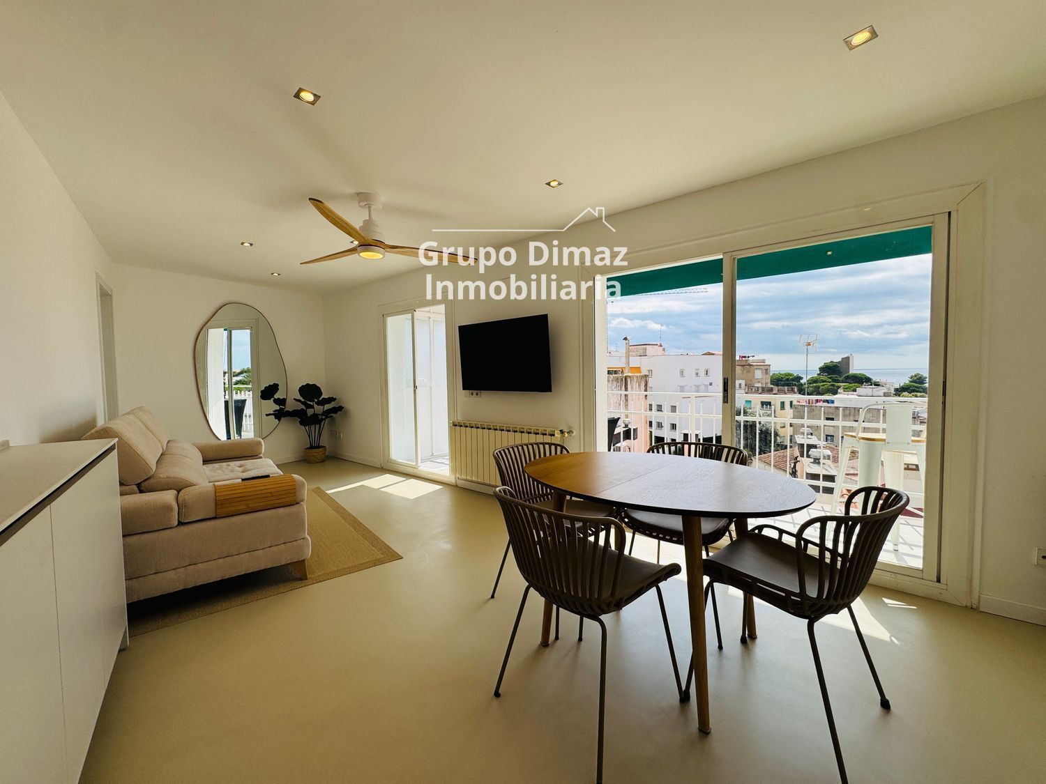 Flat to rent in RIERA VAQUER, Urbanitzacions