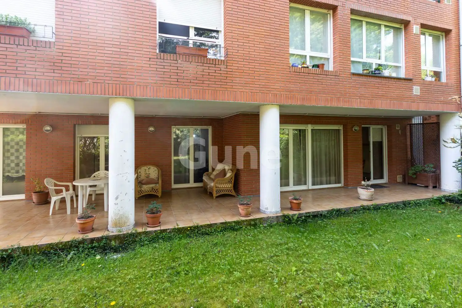 Jardín de Piso en venta en Urretxu con Calefacción, Jardín privado y Terraza