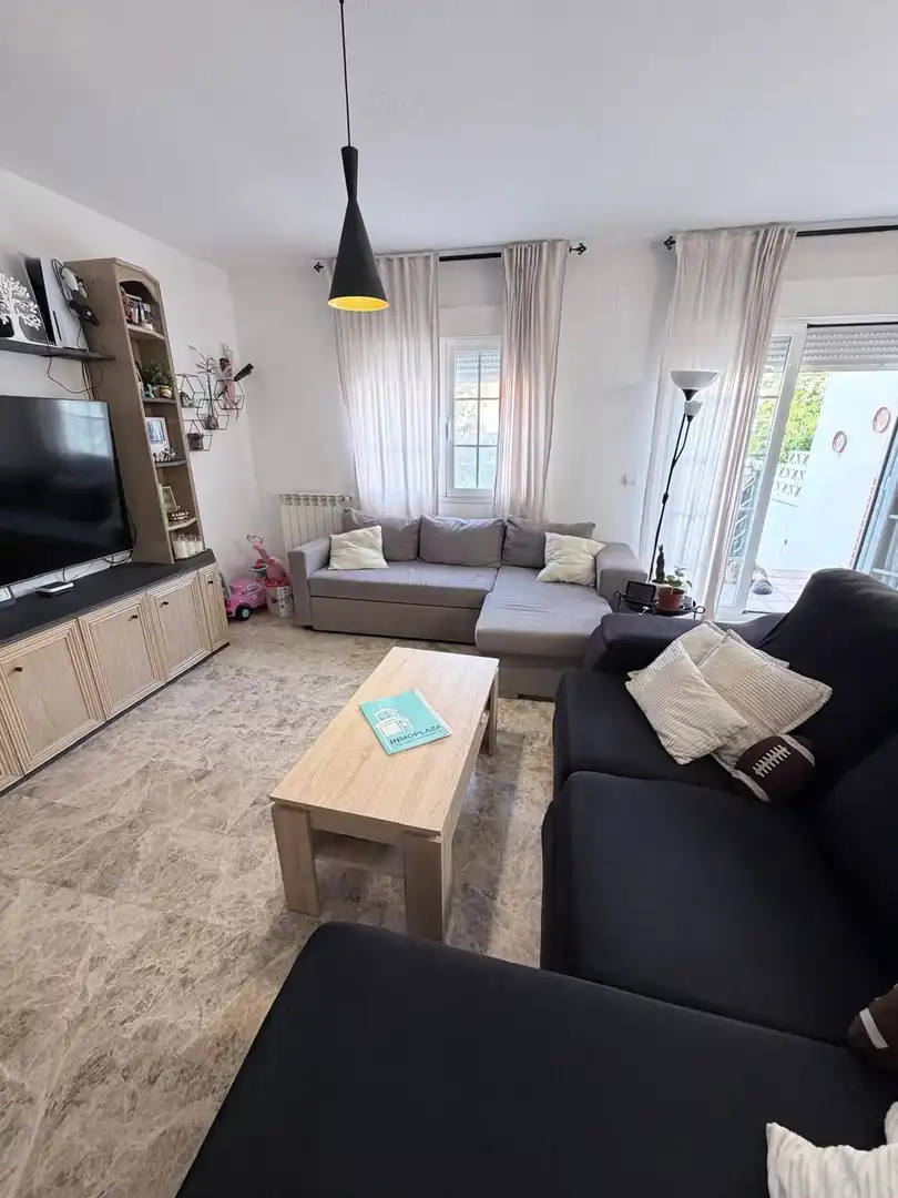 Sala d'estar de Casa o xalet en venda en Valdemoro amb Aire condicionat, Calefacció i Terrassa