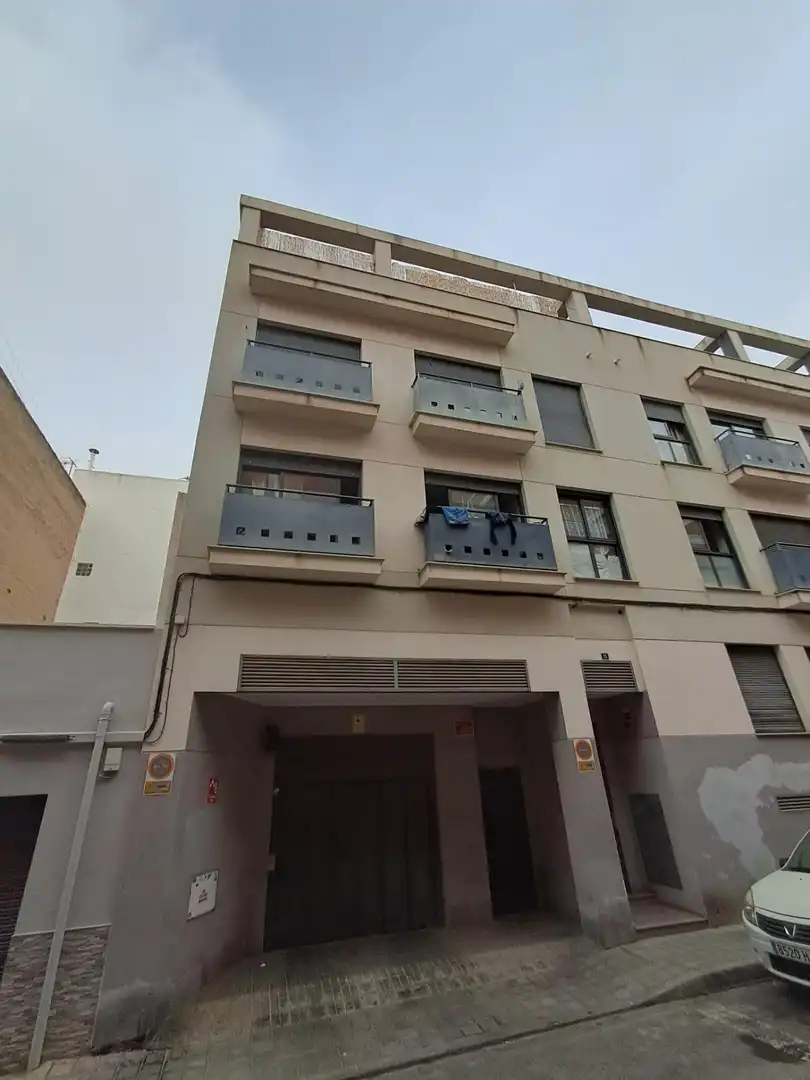 Vista exterior de Garatge en venda en Alicante / Alacant