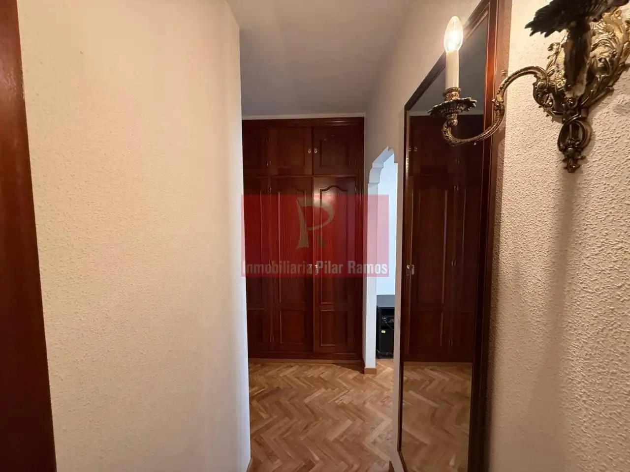 Piso en venta en León Capital  con Calefacción, Parquet y Terraza