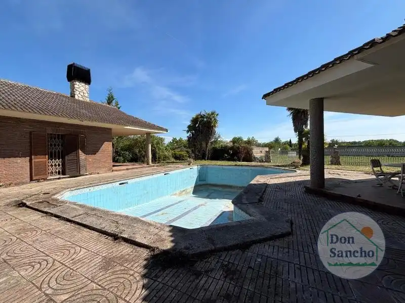 Piscina de Casa o chalet en venta en Simancas con Trastero y Piscina