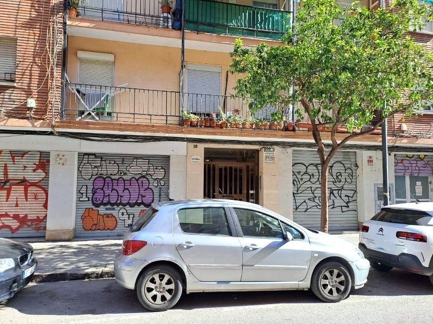 Vista exterior de Pis en venda en San Bartolomé de la Torre