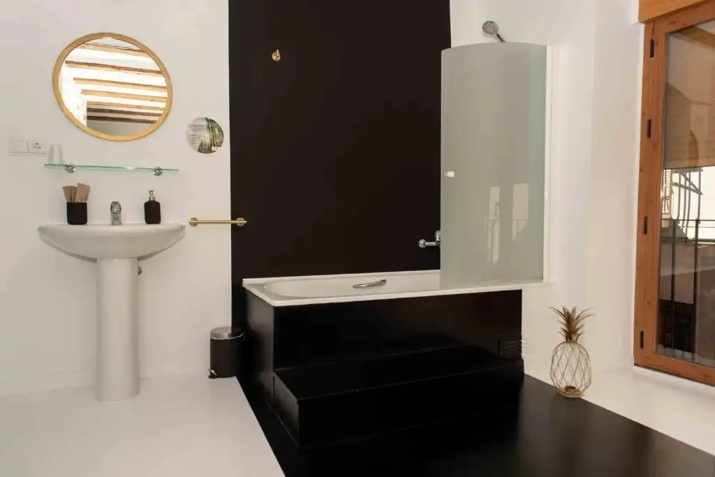 Bathroom of Buildings for sale in Caravaca de la Cruz