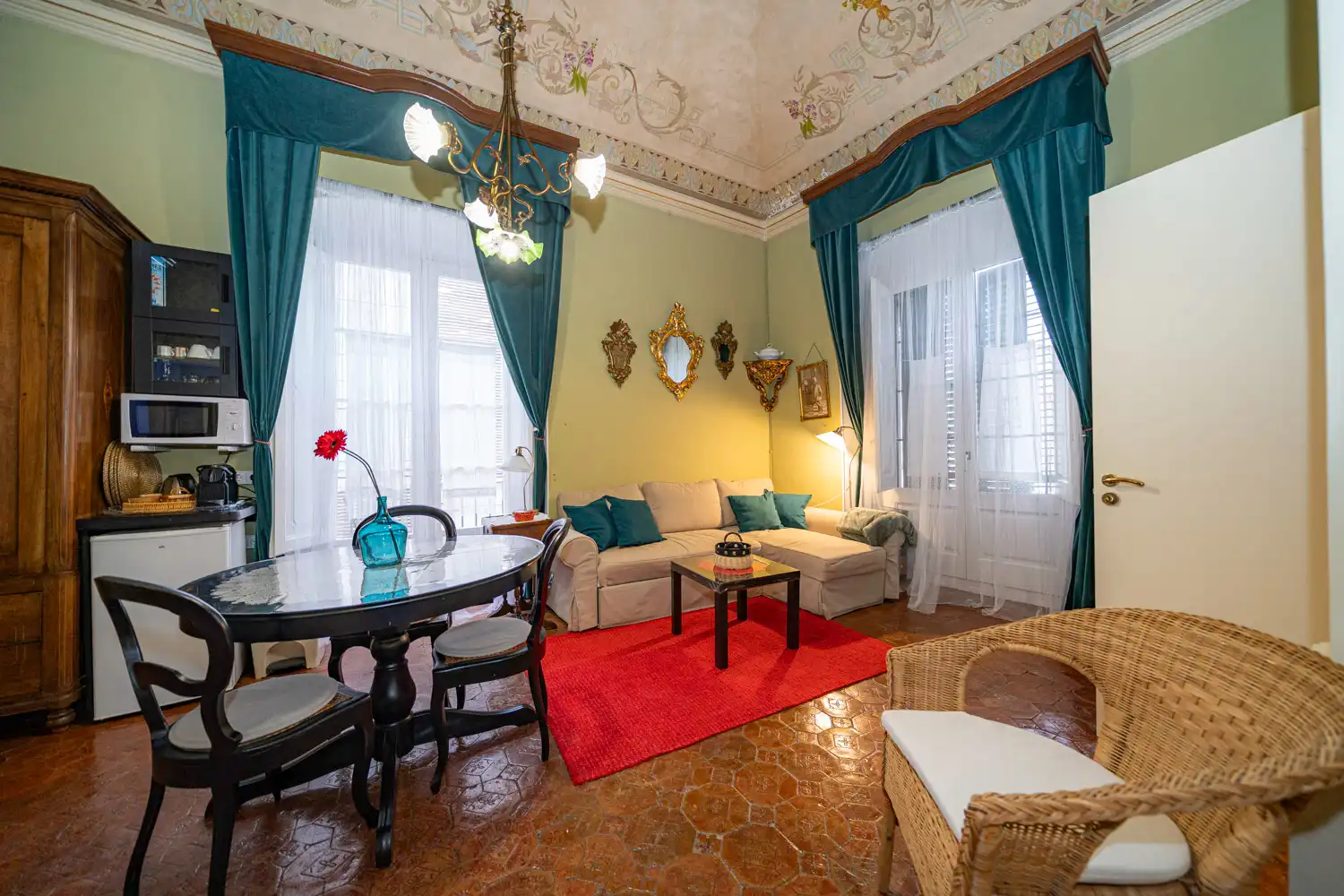 Wohnzimmer von Gebäude zum Verkauf in Castelló d'Empúries