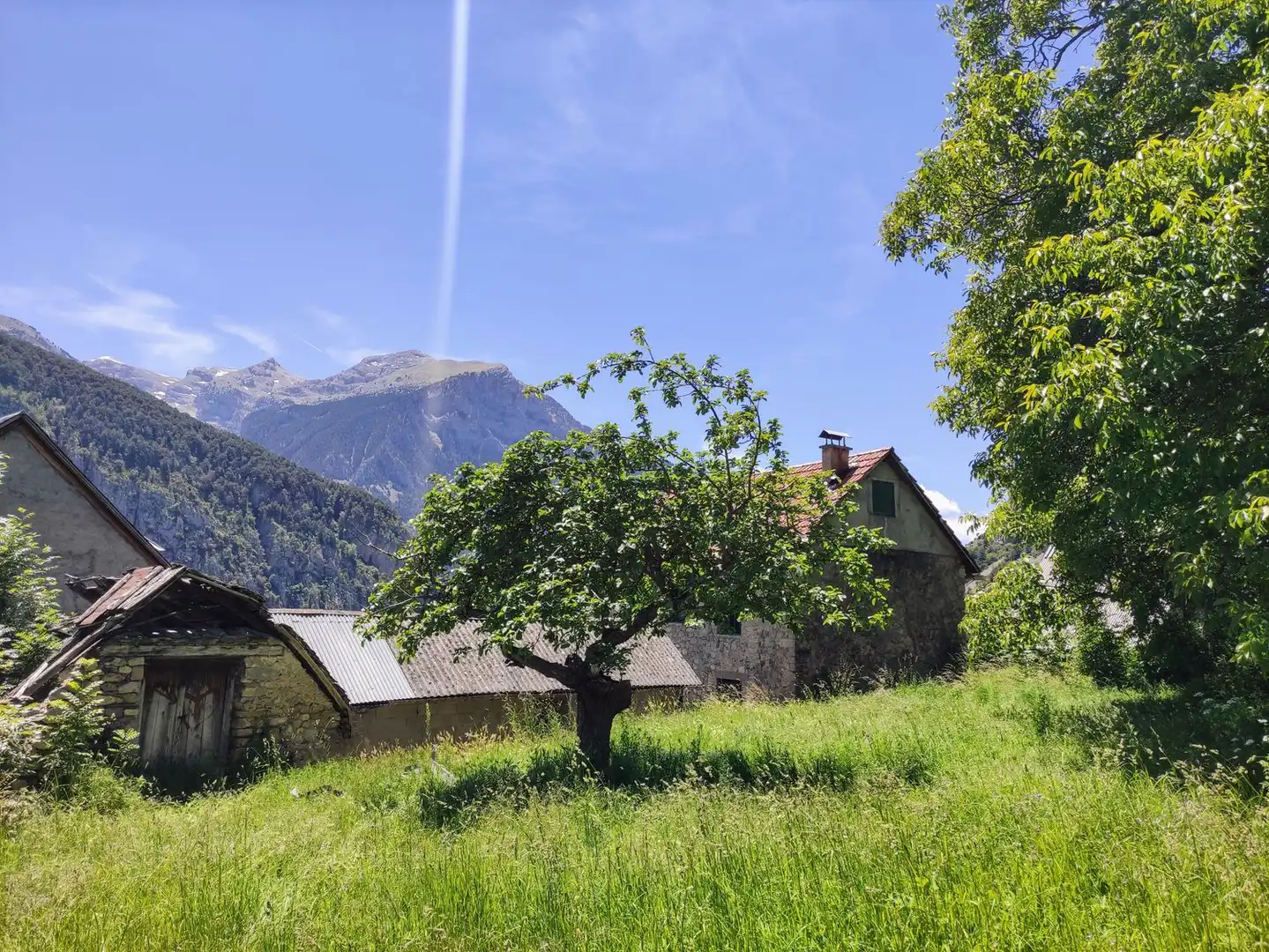 Exterior view of Houses for sale in Bielsa  with Private garden and Storage room