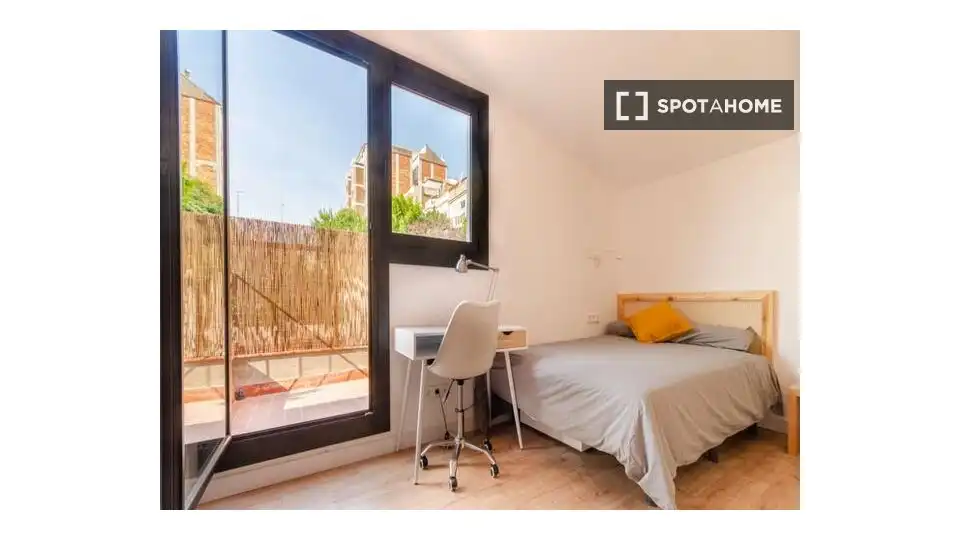 Flat to rent in Gràcia, imagen 2