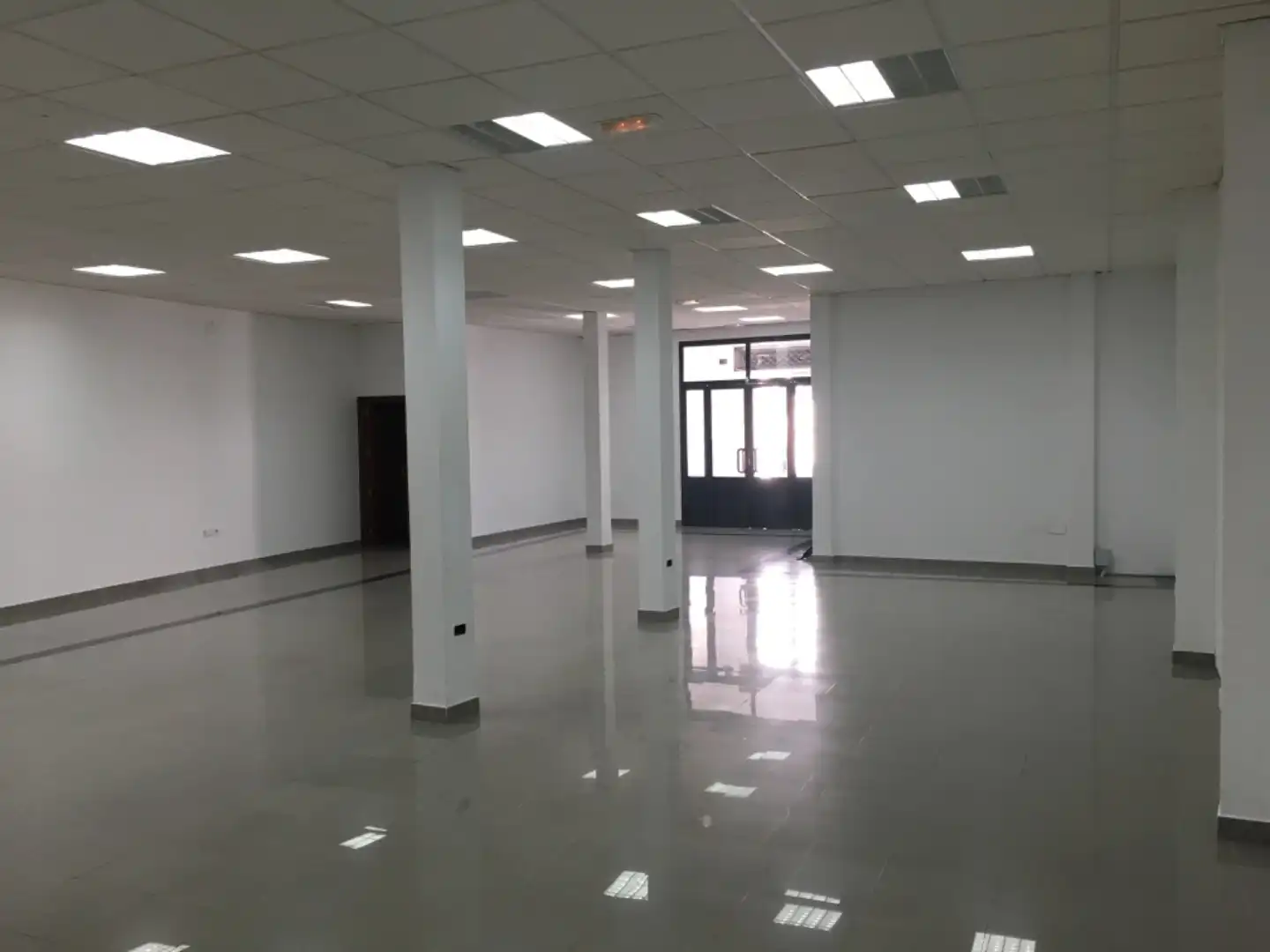 Geschaftsraum zur Miete in Aracena