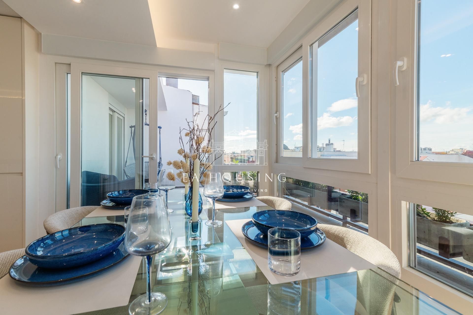 Dining room of Attic for sale in  Madrid Capital  with Air Conditioner, Heating and Terrace