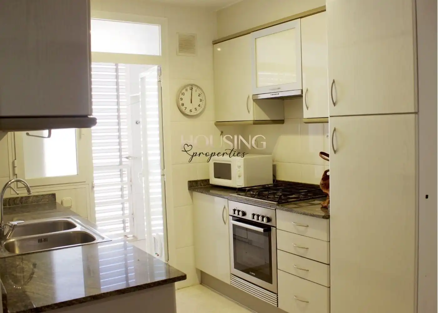Flat with lift for sale in Nord, imagen 4