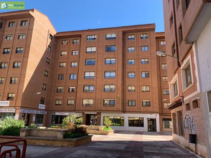 Exterior view of Flat for sale in Aranda de Duero  with Heating, Terrace and Storage room