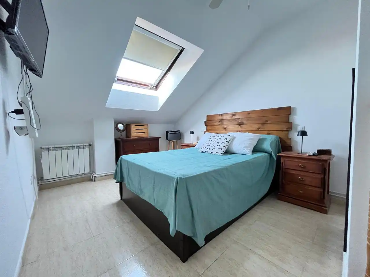 Habitación de Piso en venta en El Casar con Calefacción, Terraza y Balcón