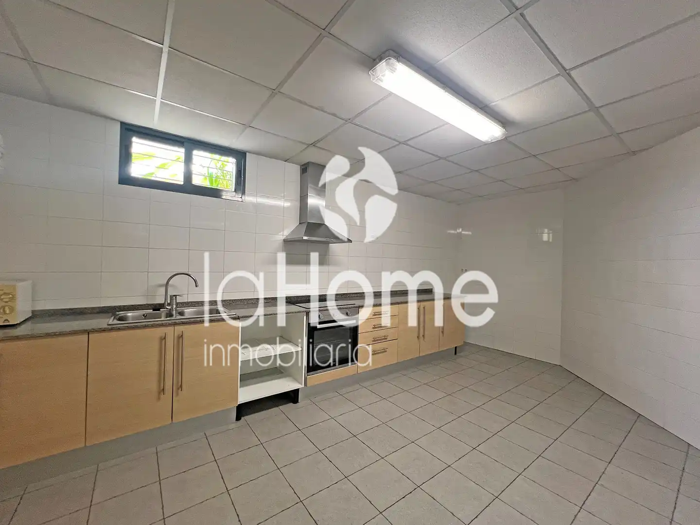 Kitchen of Apartments for rent in Paterna  with Air Conditioner, Terrace and Furnished