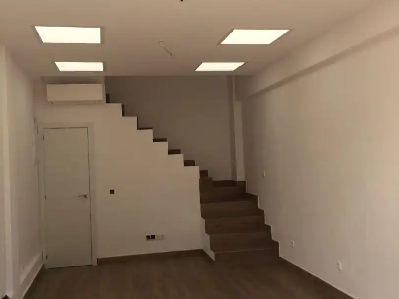 Commercial properties for rent in Fuencarral - El Pardo
