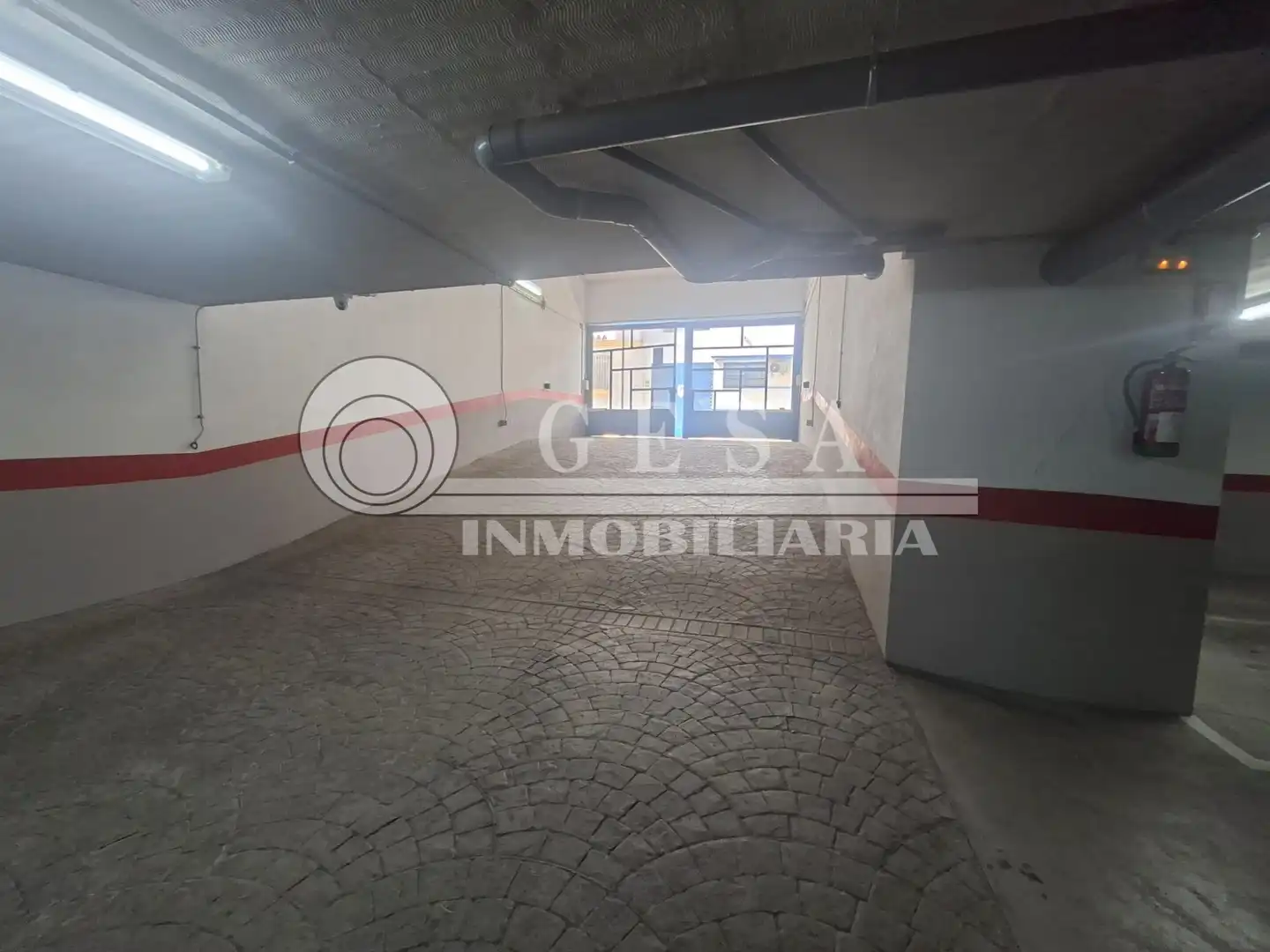 Parkplatz von Wohnung zum Verkauf in Torrox mit Terrasse, Abstellraum und Schwimmbad