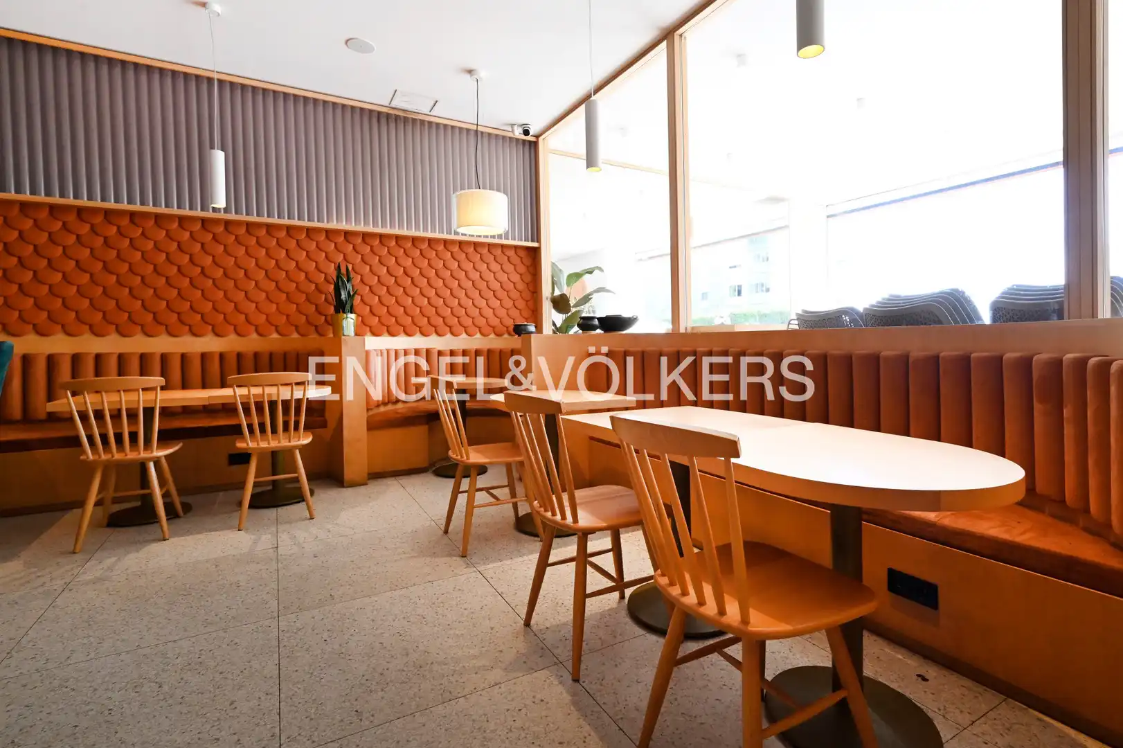Commercial properties for sale in Santander  with Air Conditioner, Terrace and Furnished