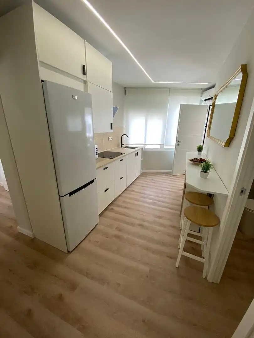 Flat for sale in Calle SIERRA DEL CASTAÑO, Tiro de Línea