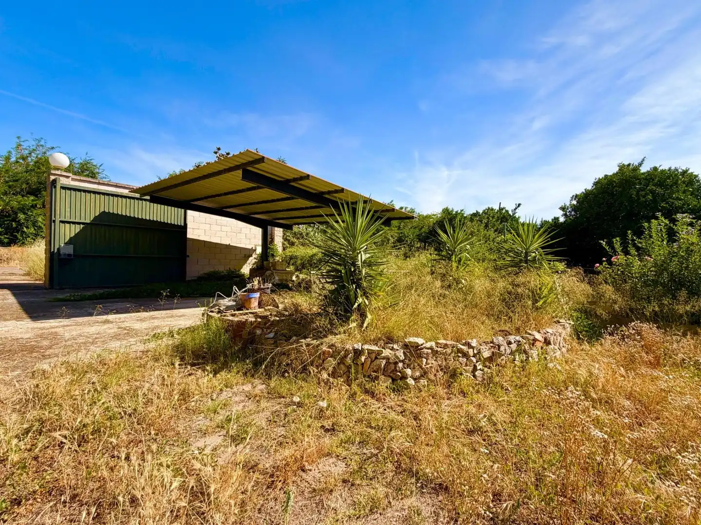 Vista exterior de Casa o chalet en venta en Puebla de la Calzada con Jardín privado y Piscina