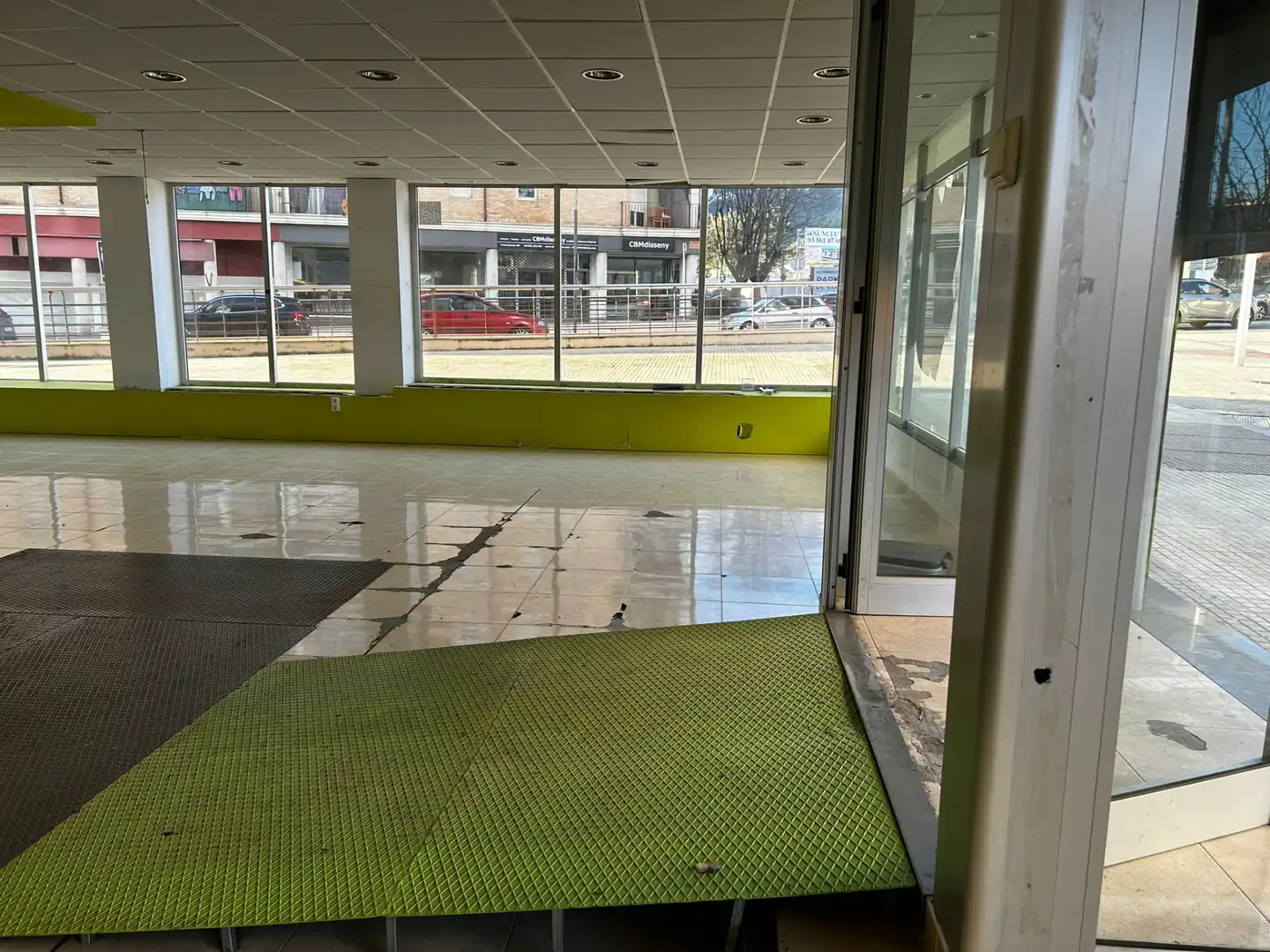Local comercial de lloguer a Calella, imagen 5