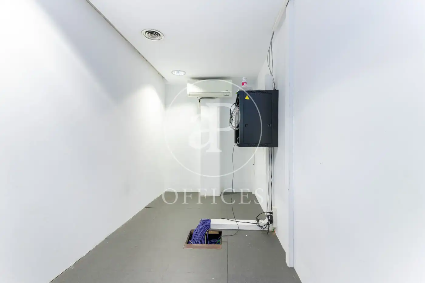 Oficina amb ascensor de lloguer a Pl. de Catalunya, imagen 20