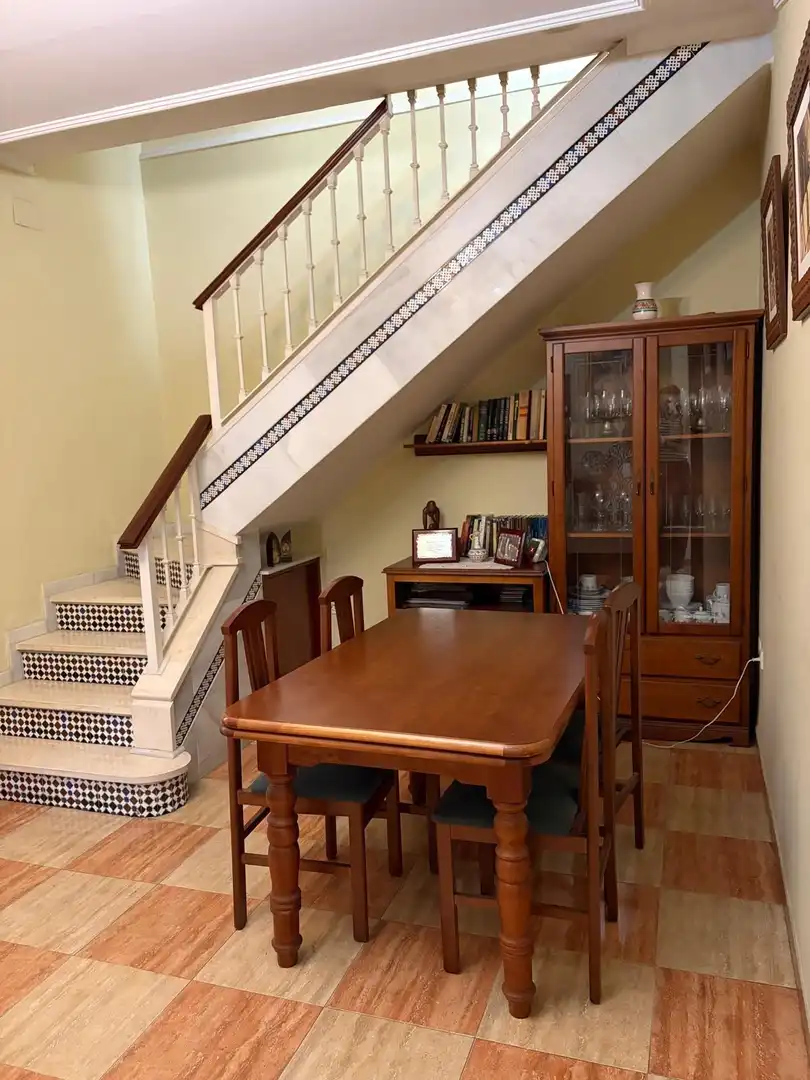 Dining room of Houses for sale in Coria del Río