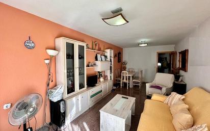 Sala d'estar de Pis en venda en Alicante / Alacant amb Terrassa