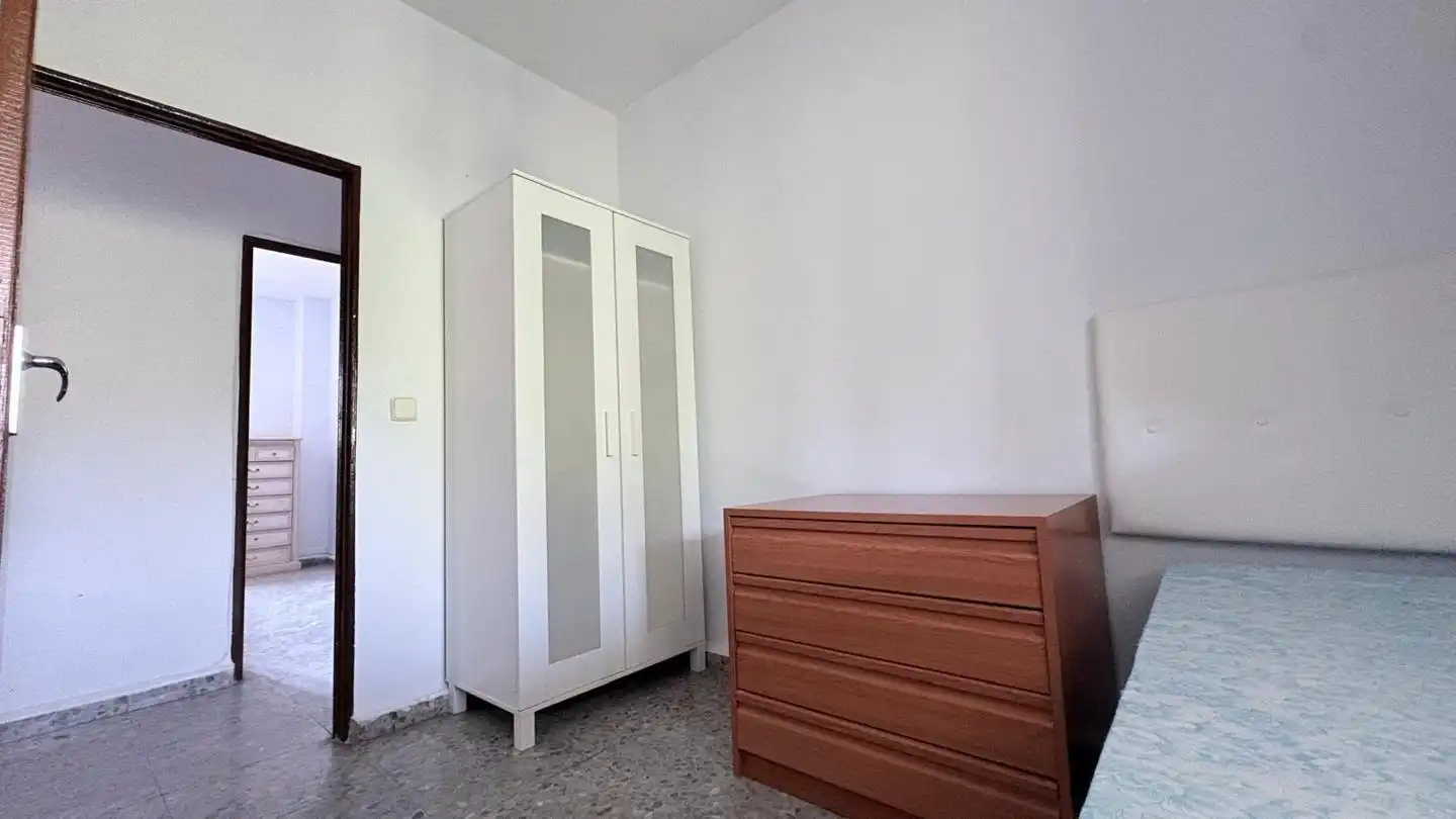 Wohnung zur Miete in Calle Ronda Ancha, Pryconsa - Juan de Austria