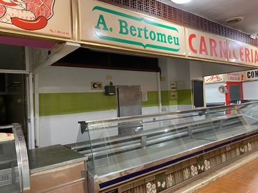 Local comercial en venta en C/ Portalet