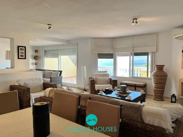 Sala d'estar de Àtic en venda en La Manga del Mar Menor amb Aire condicionat, Terrassa i Traster