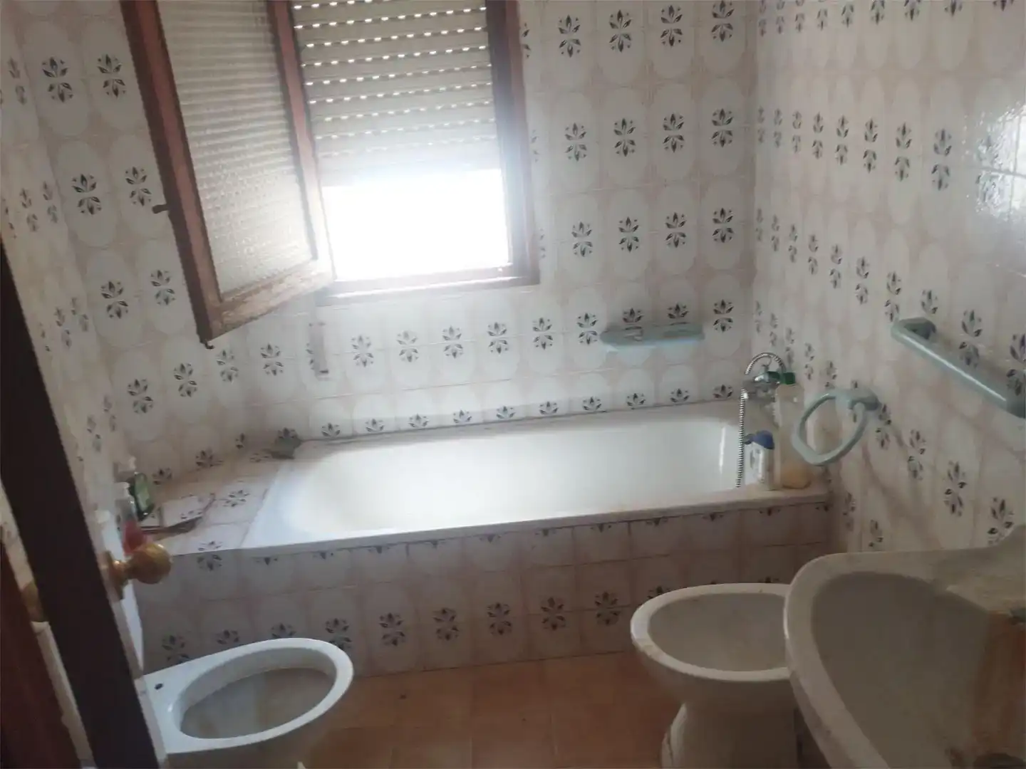 Bany de Pis en venda en Samper de Calanda amb Traster, Moblat i Balcó