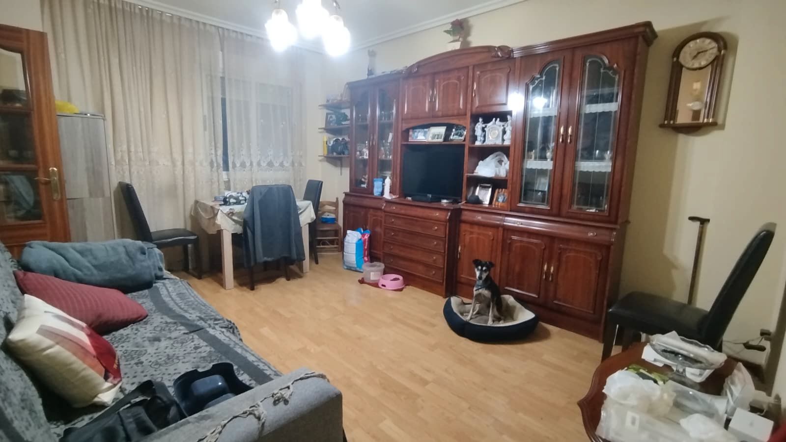 Pis en venda a Plaza Baleares, Pizarrales