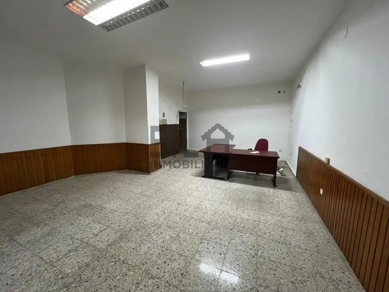 Oficina en venda a AVDA. HABANA