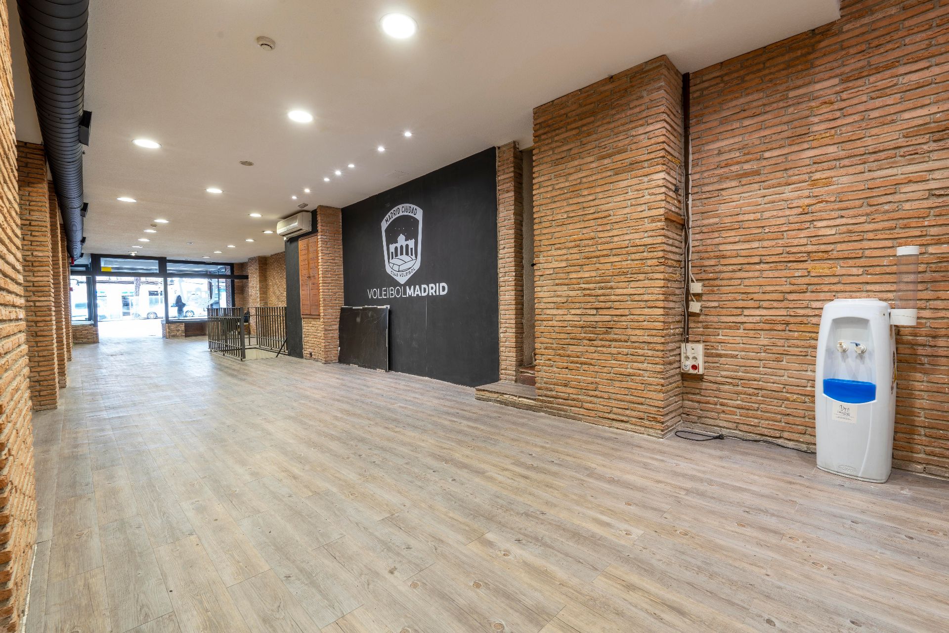 Local de lloguer en  Madrid Capital amb Aire condicionat, Calefacció i Parquet