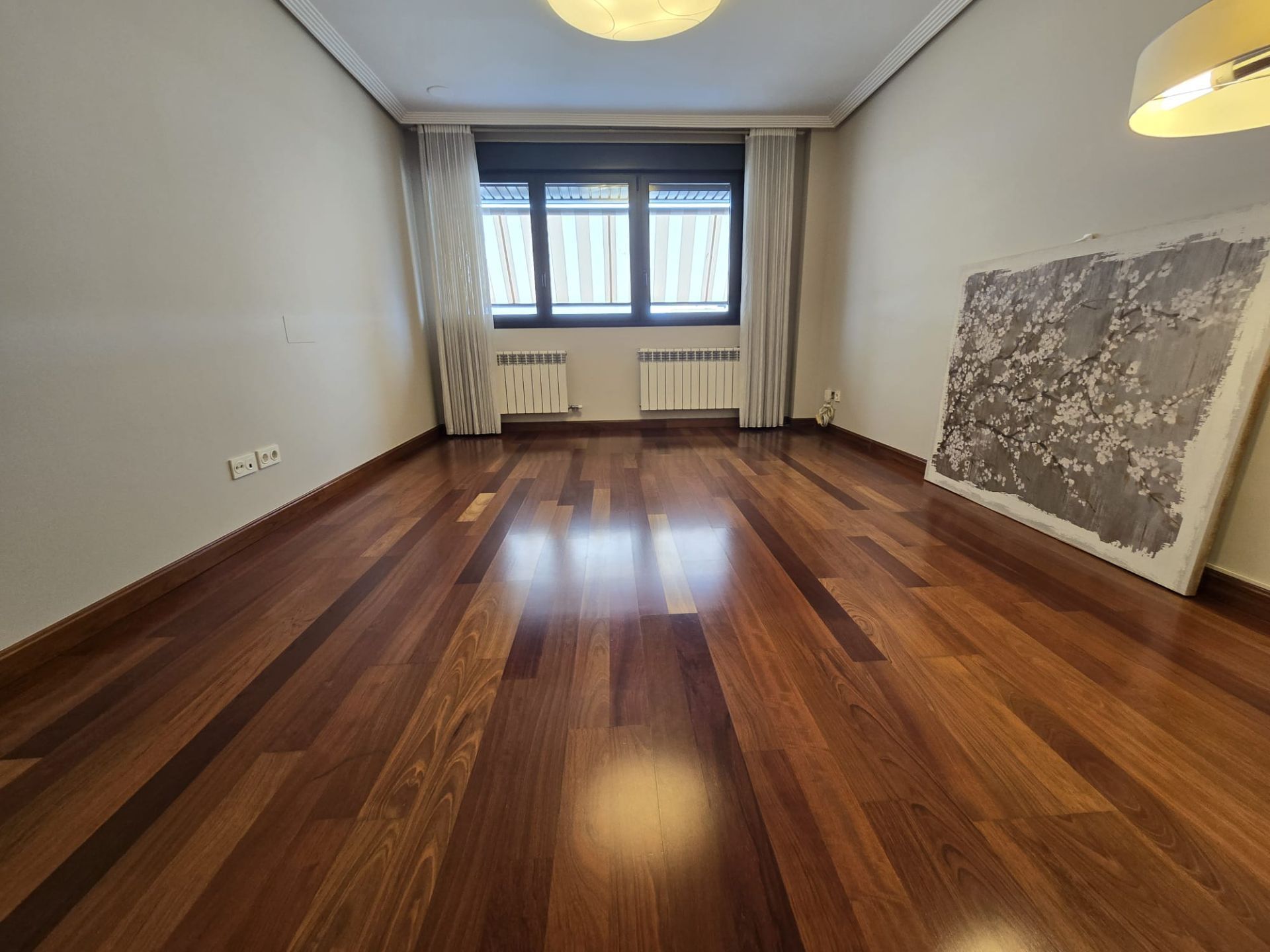 Habitación de Piso en venta en  Logroño con Aire acondicionado, Calefacción y Terraza