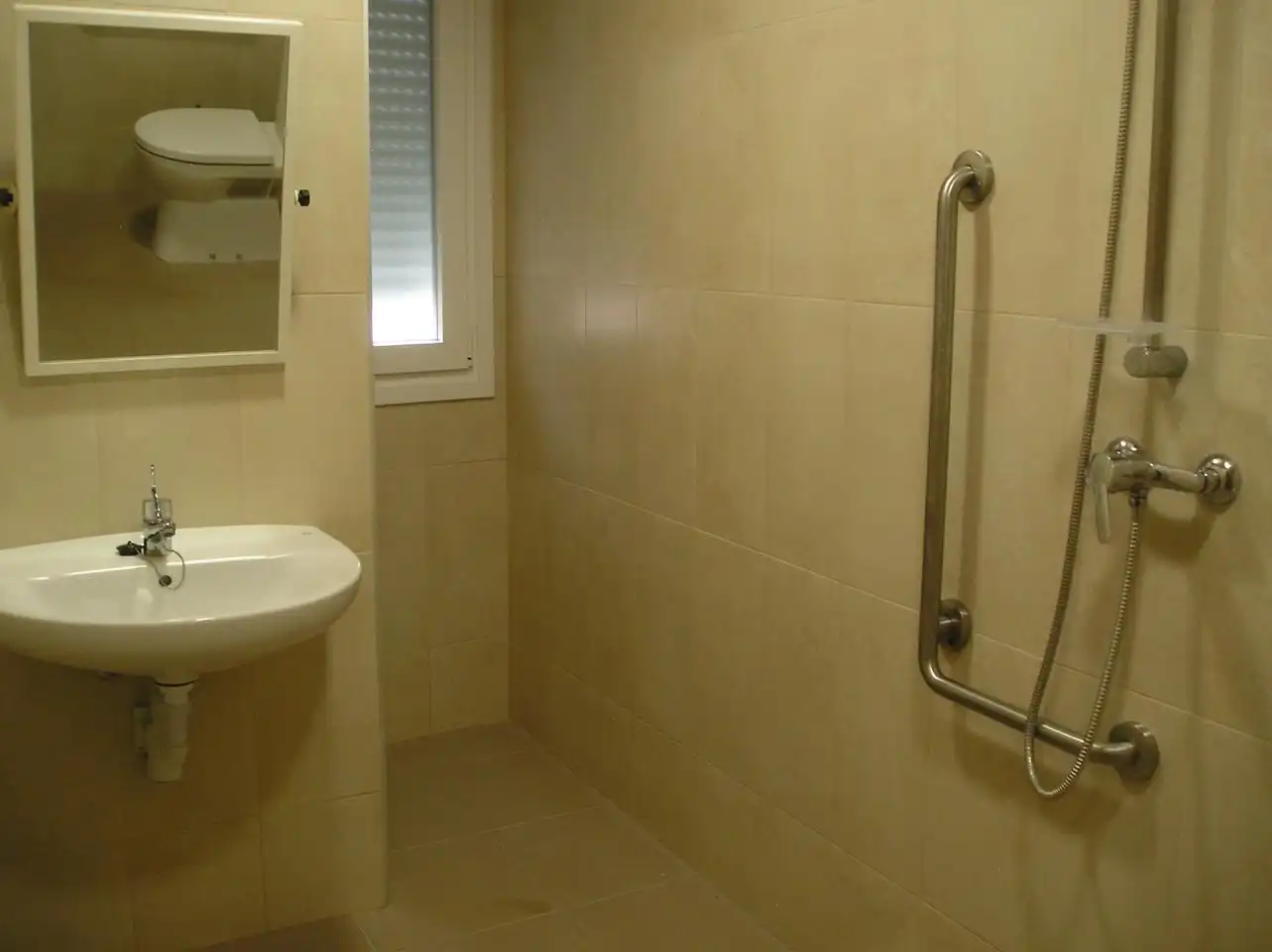 Badezimmer von Gebäude zum Verkauf in Alhama de Aragón