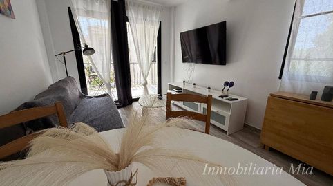 Foto 2 de Apartament en venda a Playamar - Benyamina, Torremolinos