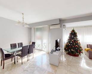 Dining room of Flat for sale in  Sevilla Capital  with Air Conditioner, Heating and Terrace