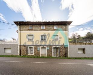 Vista exterior de Casa o xalet en venda en Cudillero amb Terrassa