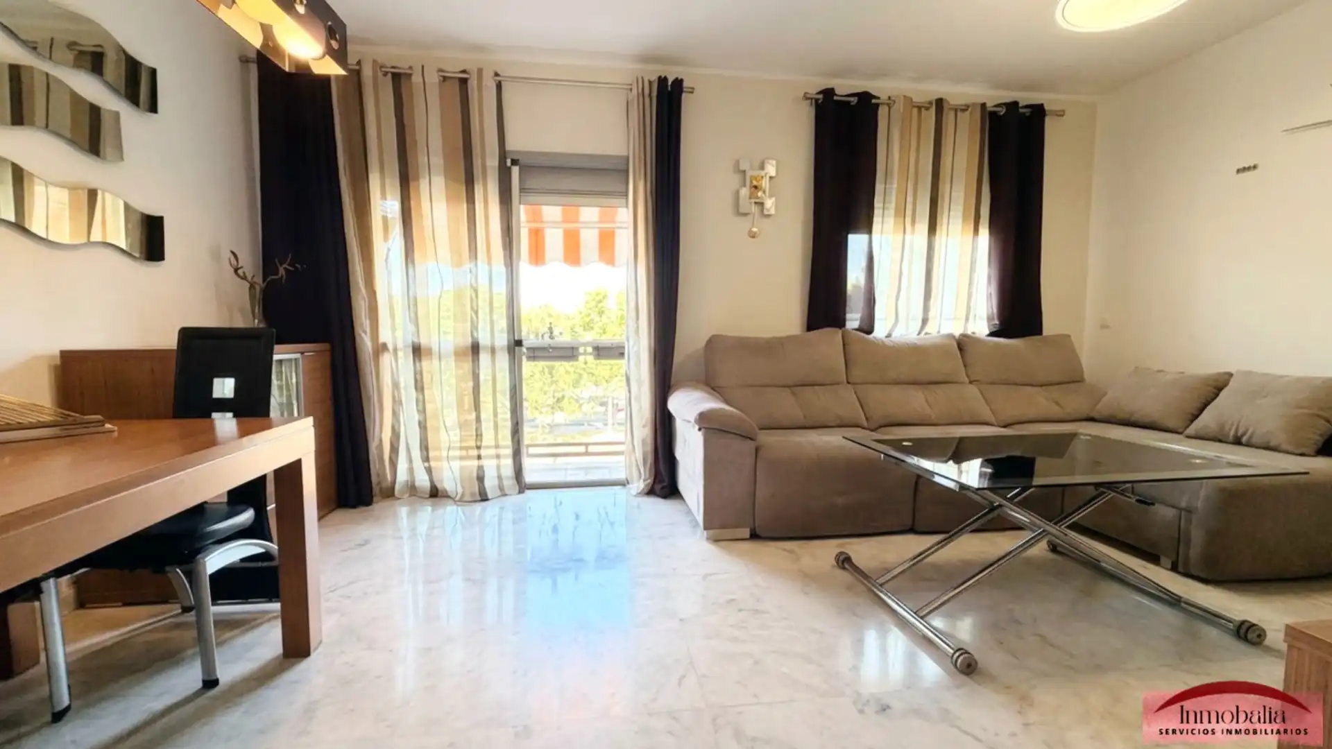 Wohnzimmer von Wohnung zum Verkauf in Sevilla mit Klimaanlage und Terrasse