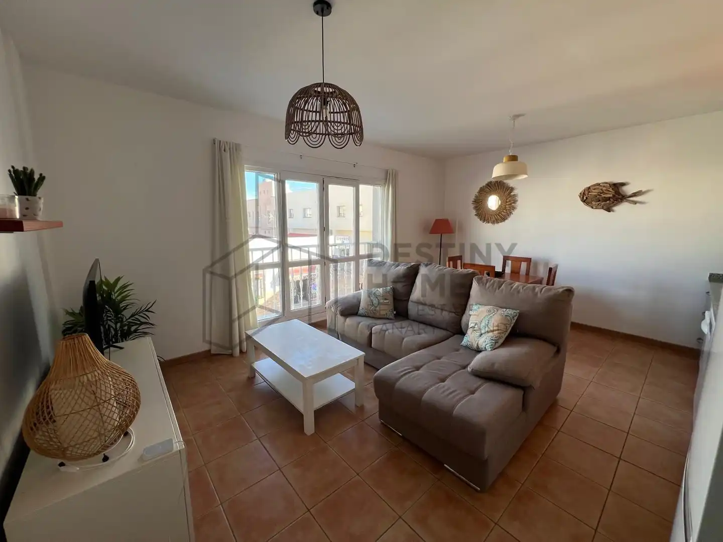 Wohnzimmer von Wohnungen zum Verkauf in La Oliva mit Abstellraum, Möbliert und Gemeinschaftspool